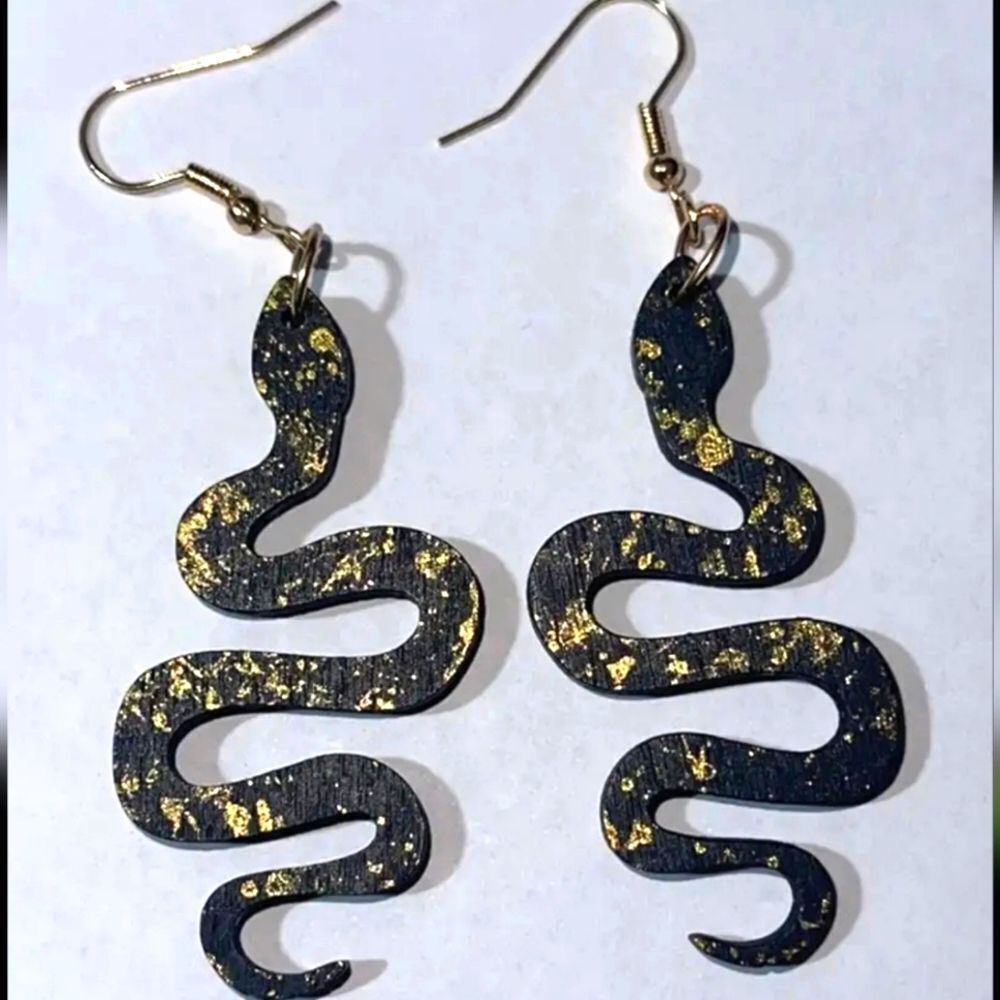 Hand crafted Black And Marble Print Snake Earrings